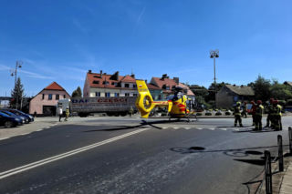 Samochód potrącił pieszego