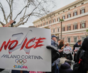 Protesty przeciwko IO w Mediolanie. Starcia z policją