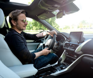 Bartłomiej Topa jeździ Mitsubishi Eclipse Cross PHEV