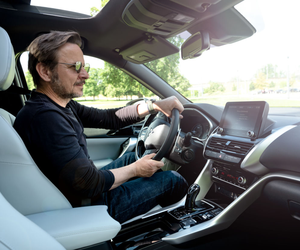 Bartłomiej Topa jeździ Mitsubishi Eclipse Cross PHEV