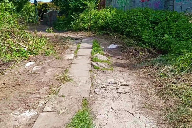 Mur między osiedlami w Szczecinie