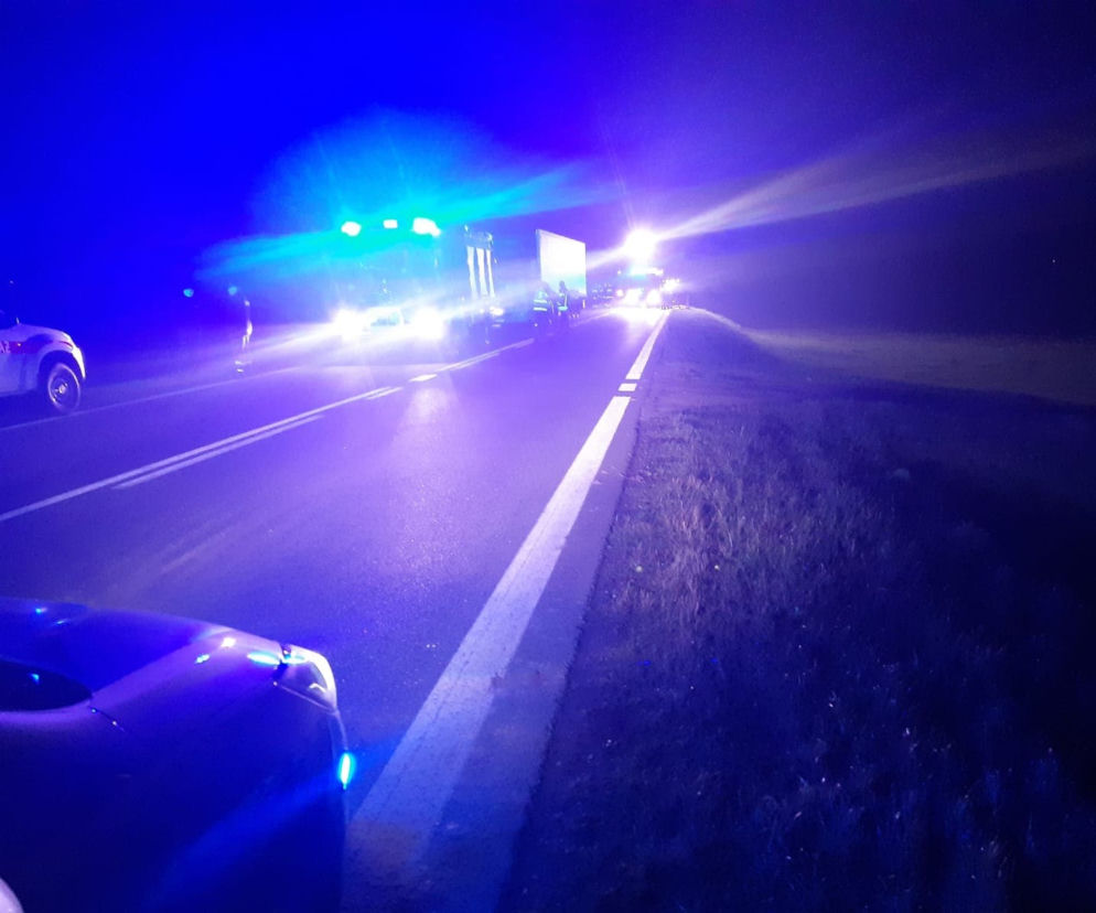 Netta Druga. Śmiertelne potrącenie na DK 61. Nie żyje młody mężczyzna. Tragedia w Podlaskiem [FOTO]