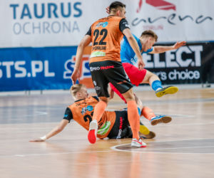 FC KJ Toruń - Piast Gliwice 2:5