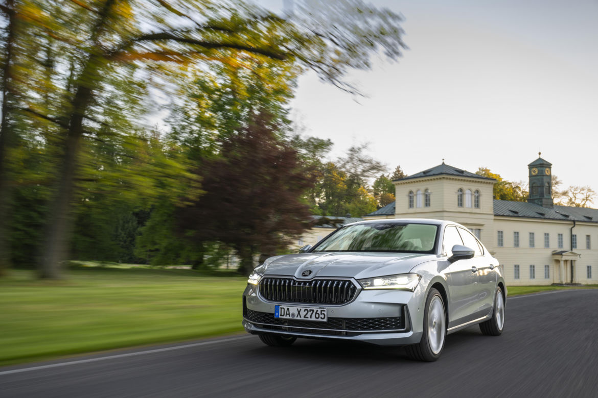 Nowa Škoda Superb