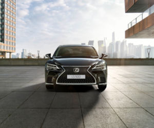 (2021) Lexus LS po liftingu
