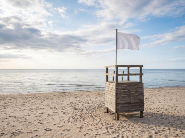 Sinice Sarbinowo. Czy w Sarbinowie można się kąpać 14.08? Flaga, warunki pogodowe