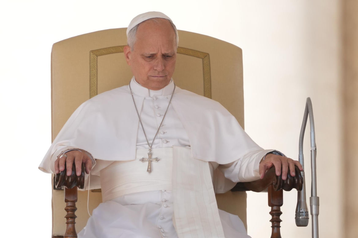 Papież Leon XIV w szpitalu z guzem płuca! Podano ważną datę