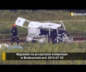 BRATOSZEWICE: Wypadek busa na niestrzeżonym przejeździe kolejowym
