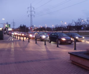 Krakowianie rzucili się na zakupy w ostatni dzień przed lockdownem. Tłumy w galeriach!