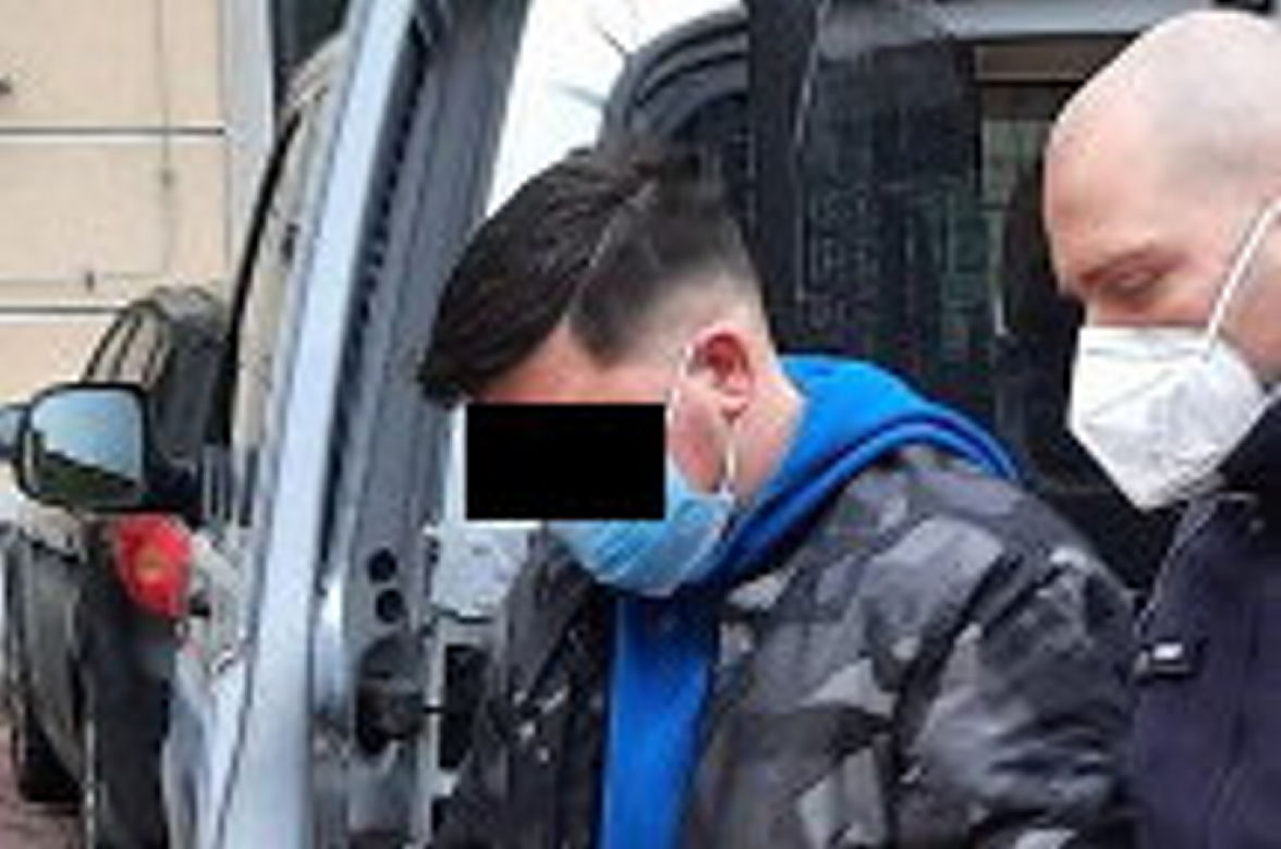 Rozbójnik ze Śródmieścia zatrzymany po pościgu
