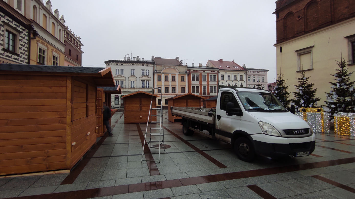 Jarmark świąteczny na Rynku w Tarnowie