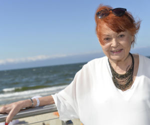 Pogrzeb Igi Cembrzyńskiej. Tłum gwiazd oddaje hołd wielkiej artystce