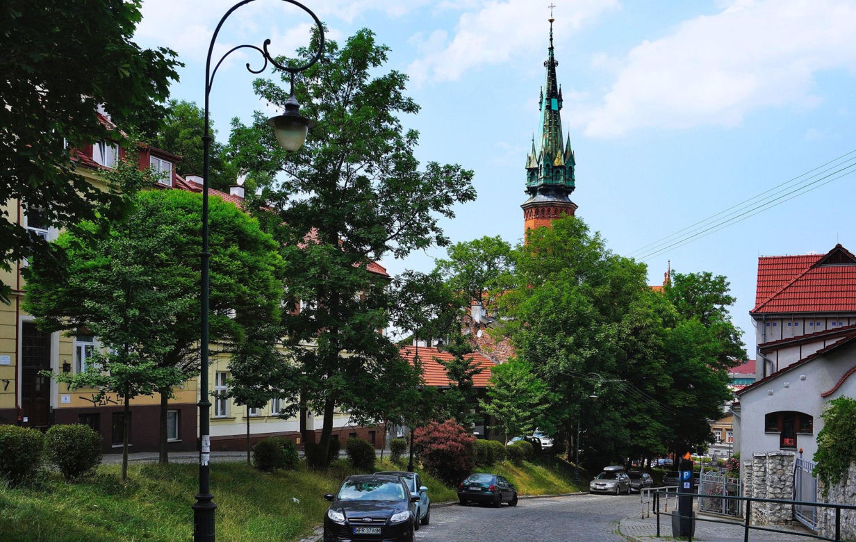 Kiedyś to było wolne miasto królewskie, teraz jest częścią Krakowa. Prawa miejskie traciło dwa razy