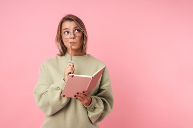 Wprowadzenie rozdzielnej pisowni cząstek –bym, -byś, -by, -byśmy, -byście ze spójnikami