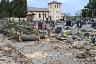 Wichury w Lubuskiem. Wiatr zrywał dachy i łamał drzewa. Ponad tysiąc interwencji straży pożarnej [ZDJĘCIA]
