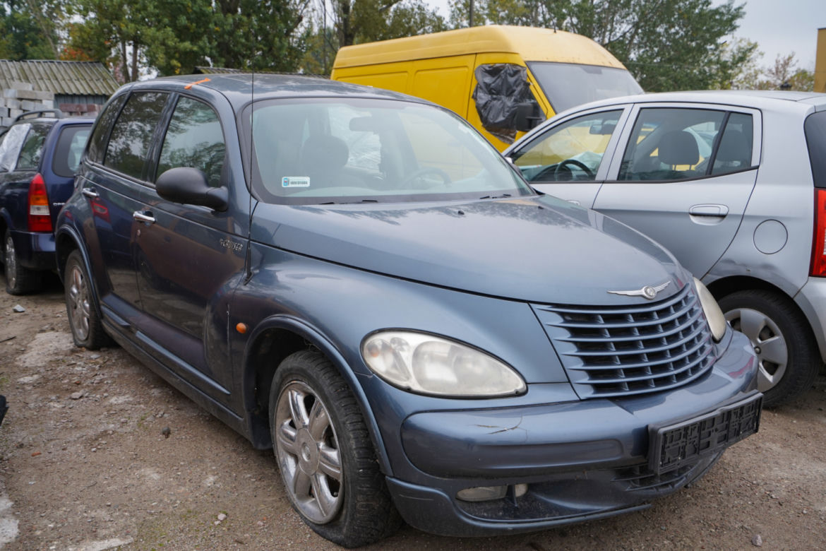 Chrysler PT Cruiser. Cena wywoławcza - 2800 zł