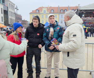 34. Finał WOŚP w Bydgoszczy przyciągnął tłumy! Blisko 700 wolontariuszy na ulicach