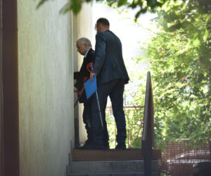 KACZYŃSKI JUŻ W DOMU