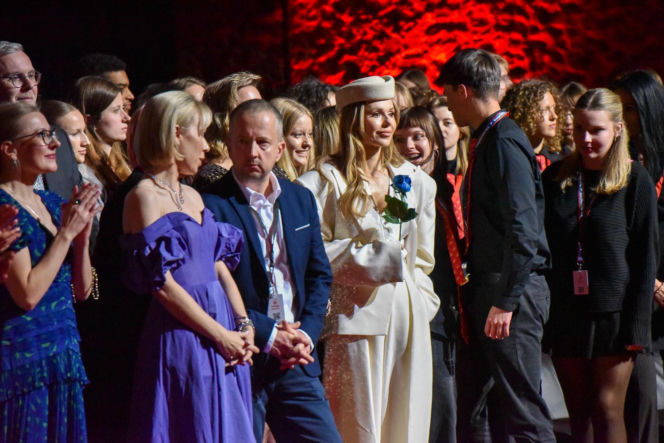 33. MFF EnergaCAMERIMAGE. Doda wręczyła Markowi Żydowiczowi złotą łopatę