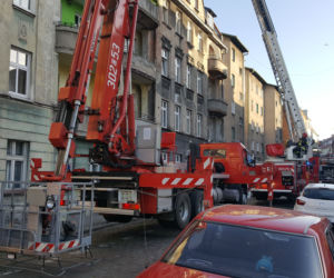 Pożar w kamienicy przy ulicy Kościuszki w Grudziądzu. Paliło się poddasze budynku