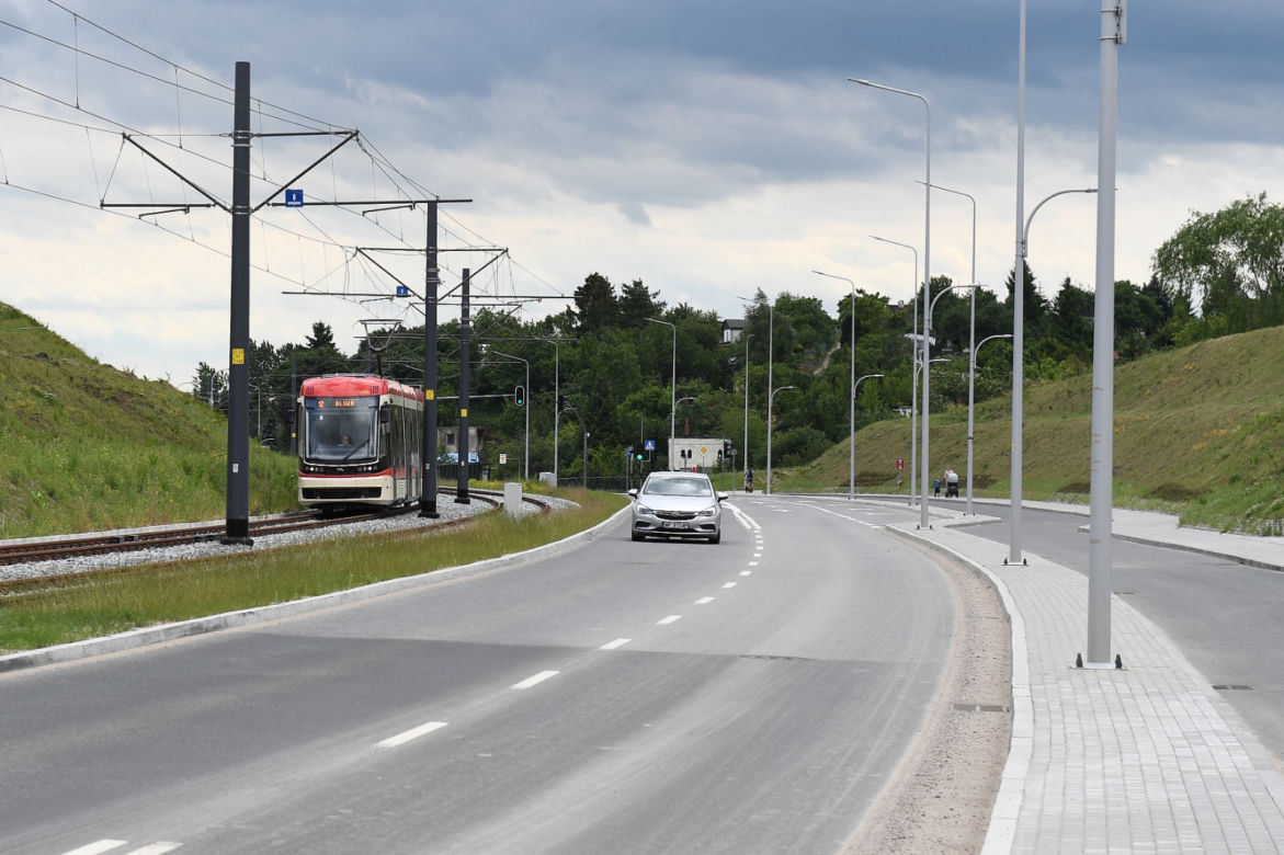 Tramwaje na alei Adamowicza [ZDJĘCIA]