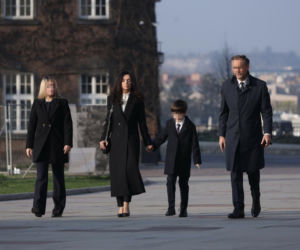 Marta Kaczyńska z rodziną w rocznicę katastrofy smoleńskiej była na Wawelu. Poruszające zdjęcia