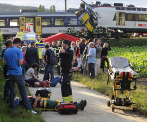 SWITZERLANDTRAINCOLLISION.JPEG-0BB66_1