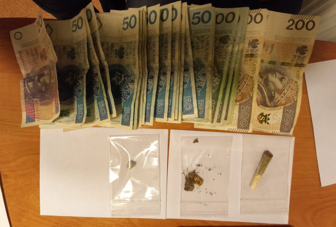 O krok od tragedii w Bydgoszczy! Kierowca próbował przejechać policjanta