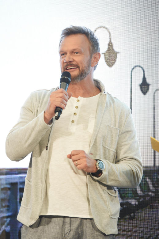 Cezary Pazura kiedyś i dziś. Tak na przestrzeni lat zmieniał się odtwórca roli Jurka Kilera