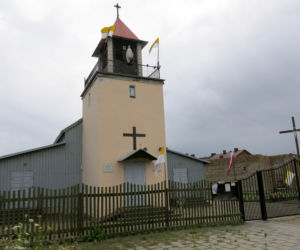 bialystok ksiadz chodzi po koledzie w lipcu (5)