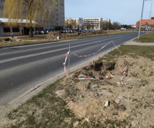 Teren łąki kwietnej przy remontowanej ul. Monte Cassino oraz postępy remontu - ZDJĘCIA