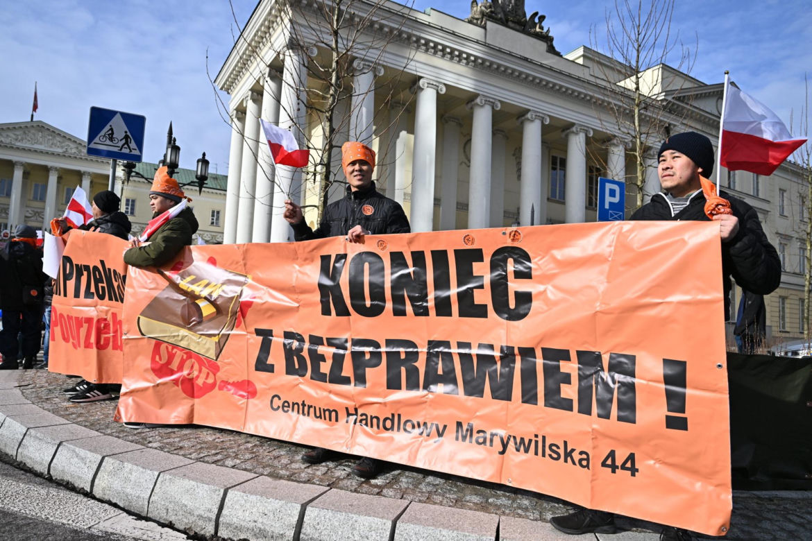 "Nasza sytuacja jest krytyczna". Najemcy z Marywilskiej znów protestują