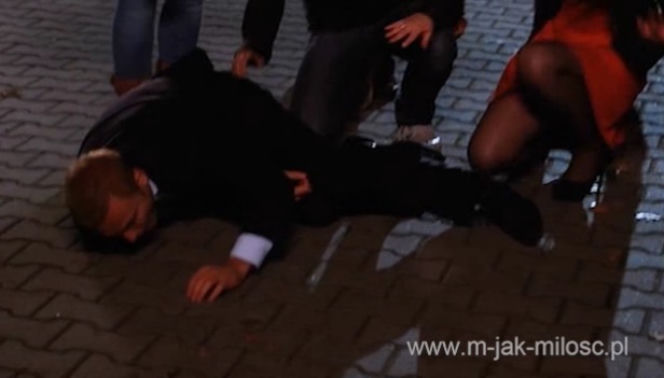 M jak miłość odc. 1040. Andrzej Budzyński (Krystian Wieczorek)