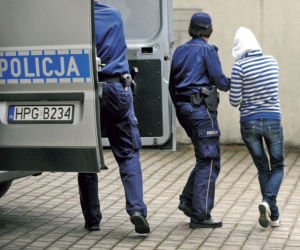 Zamiast za kraty trafi do psychiatryka