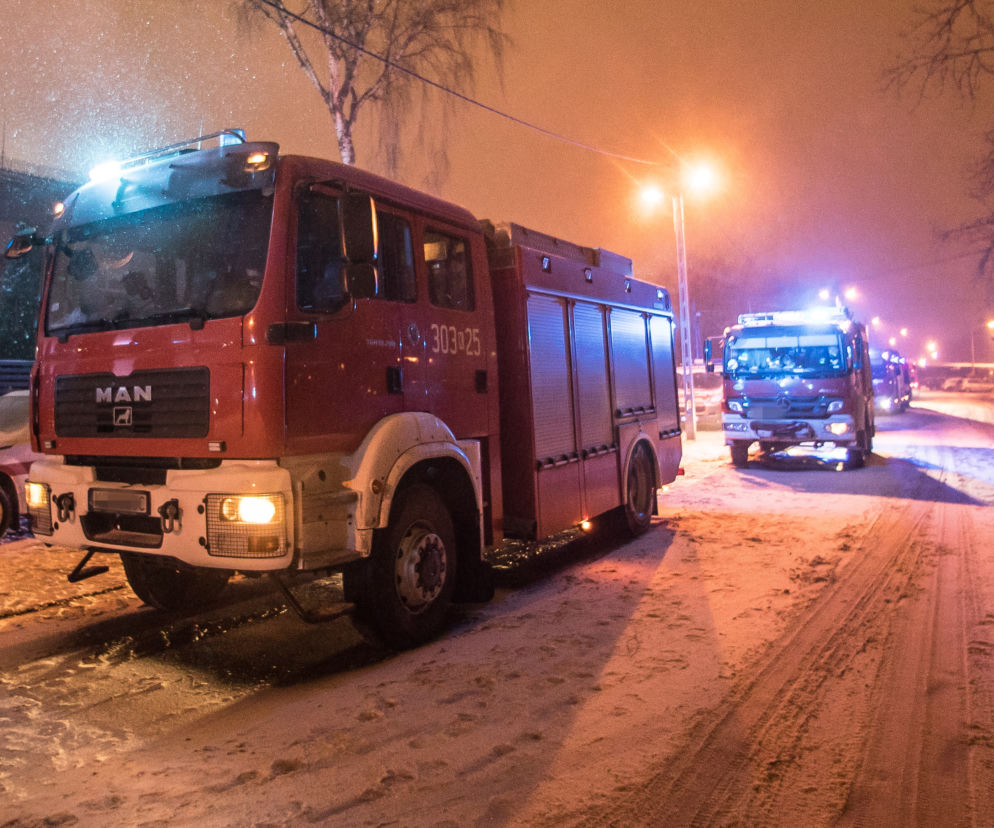 Wypadek wozu straży pożarnej w Zgierzu! Trzech strażaków w szpitalu
