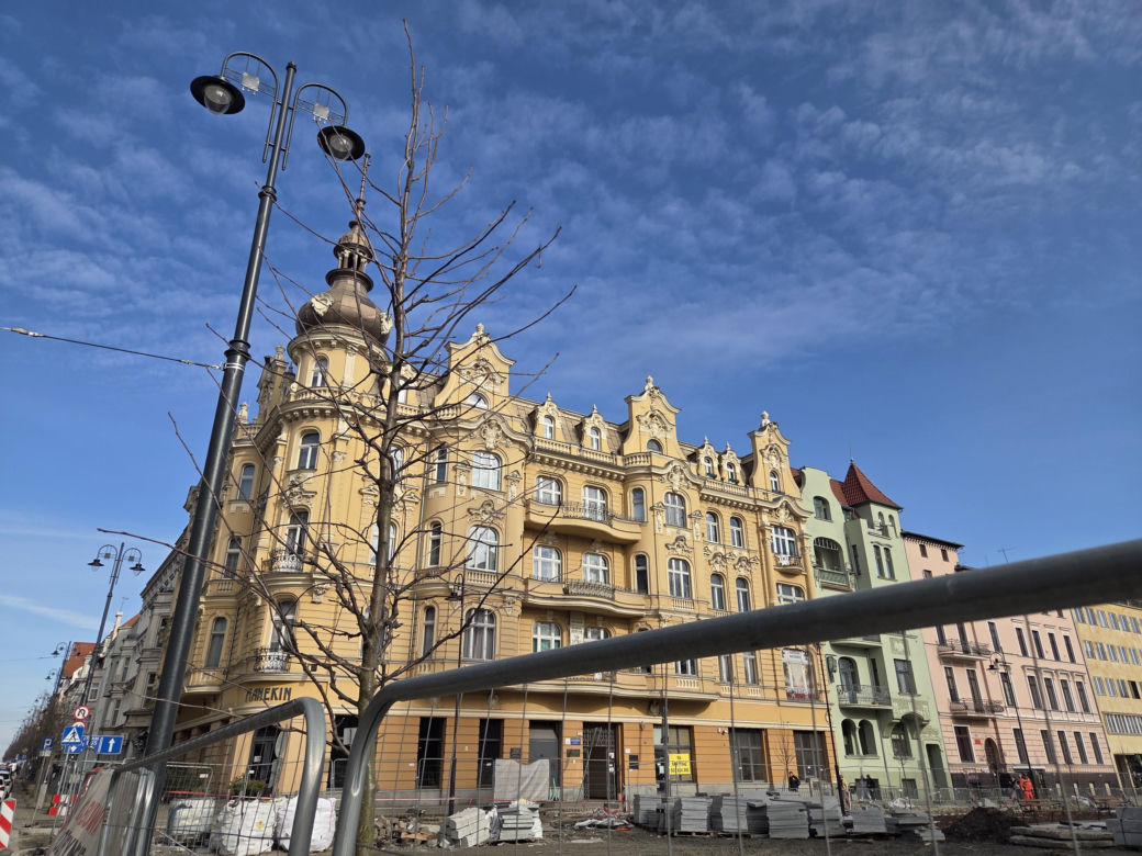 Tak teraz wygląda Plac Wolności w Bydgoszczy. Zaglądamy na plac budowy!