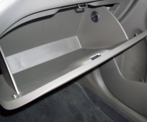 Kia Picanto schowek 