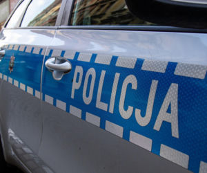 18-latek sterroryzował domowników. Zdemolował dom, a potem rzucił się na radiowóz