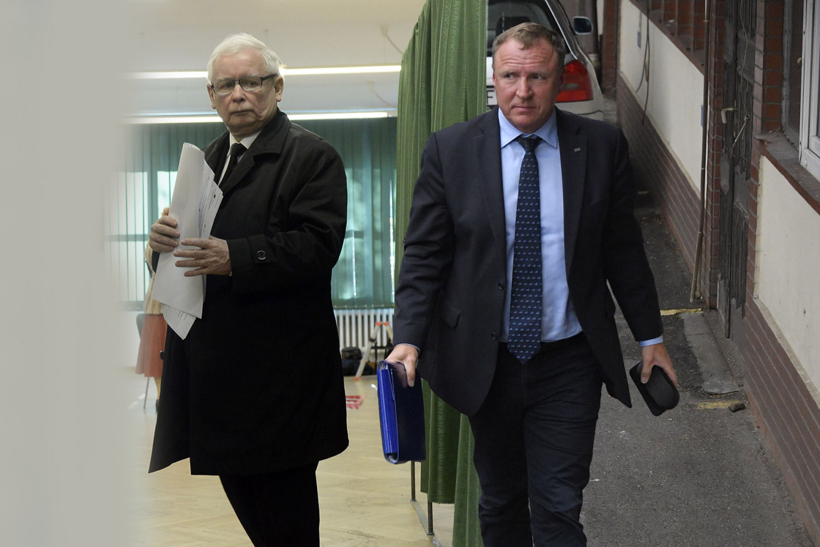 Kaczyński wezwie na dywanik Kurskiego?! Szokujące zakulisowe doniesienia