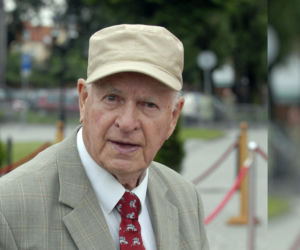 Zdradzał żonę przez pół wieku! Dopiero po śmierci aktora wyszła na jaw tajemnica jego podwójnego życia  