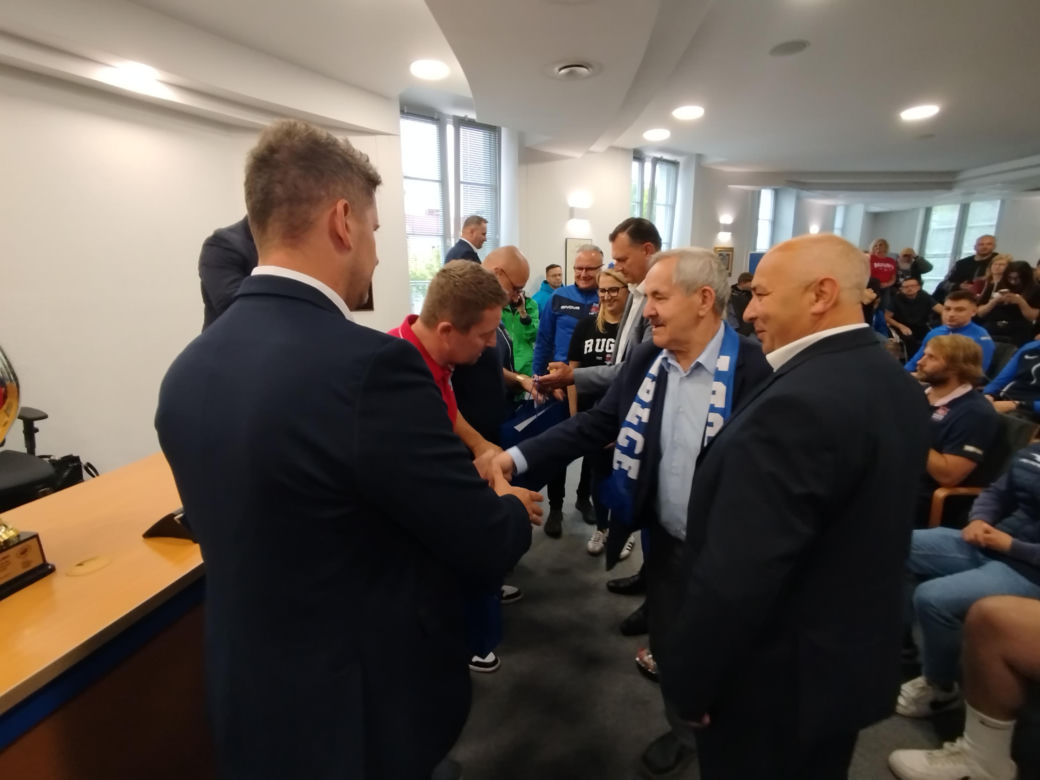 Społeczność sportowców i kibiców rugby z Siedlec uczciła największy z dotychczasowych sukcesów w historii klubu
