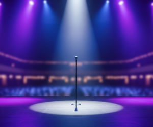 Małpa gwiazdą festiwalu w Starachowicach. Czy to początek wielkiego powrotu?