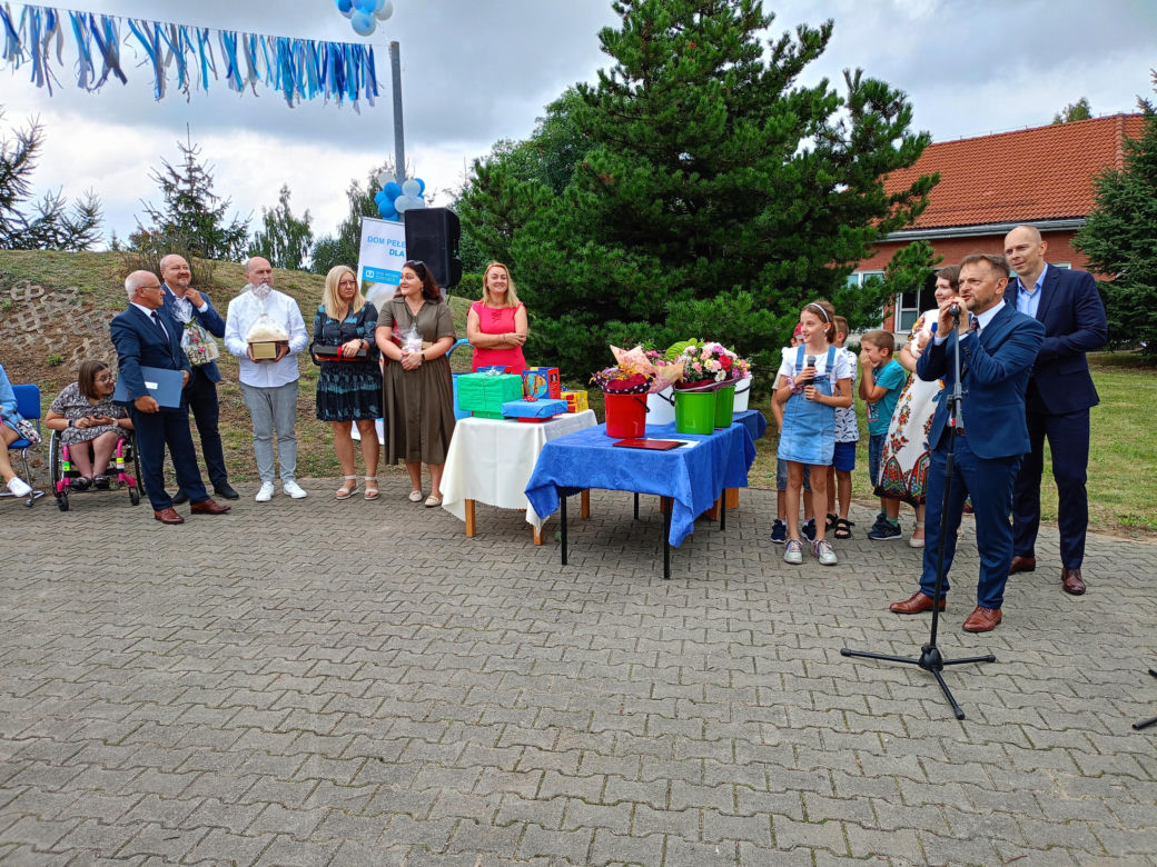 Jubileusz 25-lecia siedleckiej SOS Wioski Dziecięcej był okazją do wspólnej zabawy i wręczenia prezentów i pamiątek dla osób zaangażowanych w program