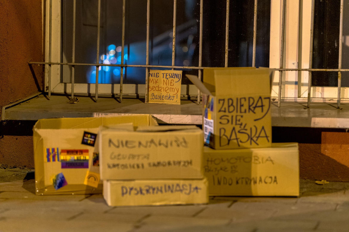 Taniec dla edukacji. Tak żegnano w Krakowie Barbarę Nowak