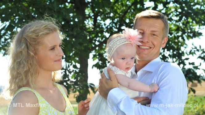 M jak miłość. Hania (Maja Marczak), Natalka (Marcjanna Lelek), Paweł (Rafał Mroczek)