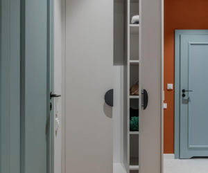 Mieszkanie w kolorach szałwiowej zieleni i ciepłej terakoty