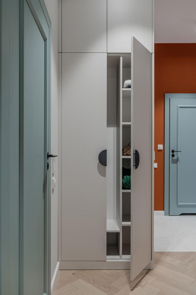 Mieszkanie w kolorach szałwiowej zieleni i ciepłej terakoty