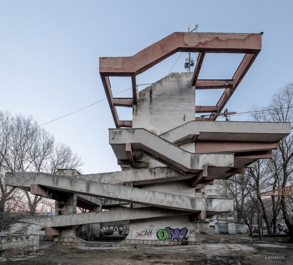 Socmodernizm - nowa baza powojennej architektury