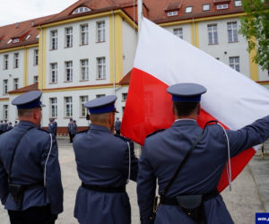 Nowi oficerowie w warmińsko-mazurskiej policji. Czekali na to kilkanaście miesięcy [ZDJĘCIA]