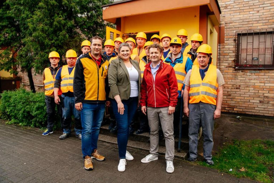Elżbieta Romanowska  - jest pierścionek ślubu nie ma